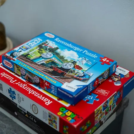 Cliffton House, Sleeps 5, Parking,netflix, Wifi, Only 6 Min To Feriehus Leeds (West Yorkshire)