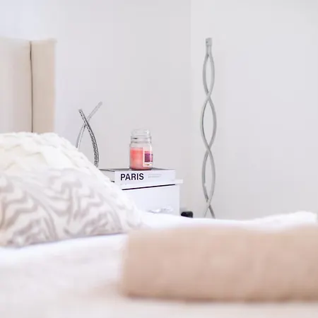 Cliffton House, Sleeps 5, Parking,netflix, Wifi, Only 6 Min To Feriehus Leeds (West Yorkshire)