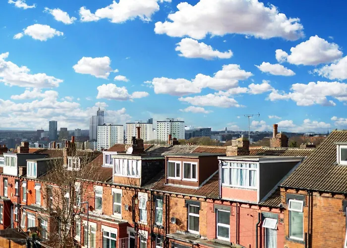 Cliffton House, Sleeps 5, Parking,netflix, Wifi, Only 6 Min To 度假居 *