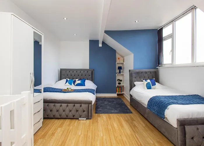 Cliffton House, Sleeps 5, Parking,netflix, Wifi, Only 6 Min To 利兹
