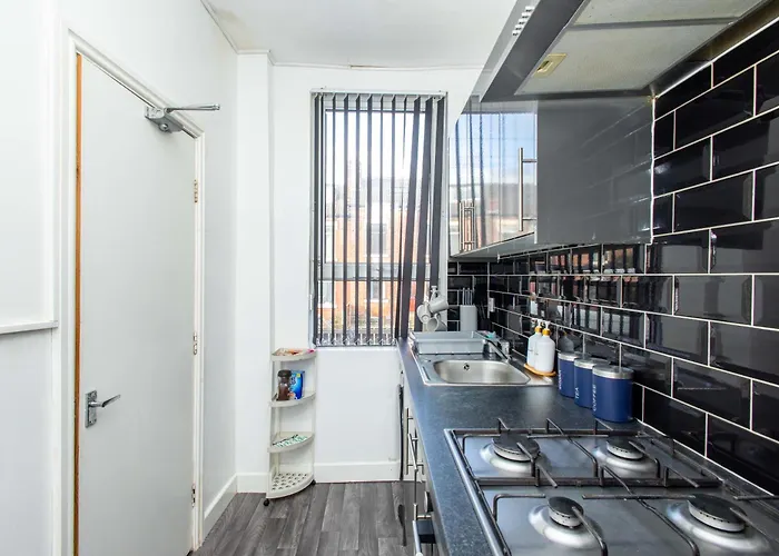 Сasa de vacaciones Cliffton House, Sleeps 5, Parking,netflix, Wifi, Only 6 Min To Leeds (West Yorkshire)